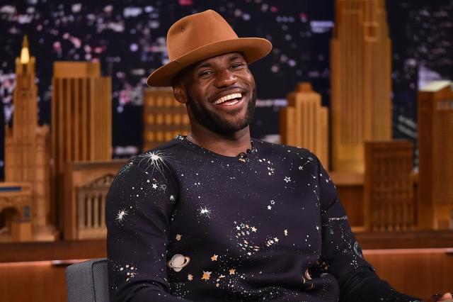 okooo澳客网官网-詹姆斯在洛杉矶站稳脚跟，他的影响力不止在篮球场